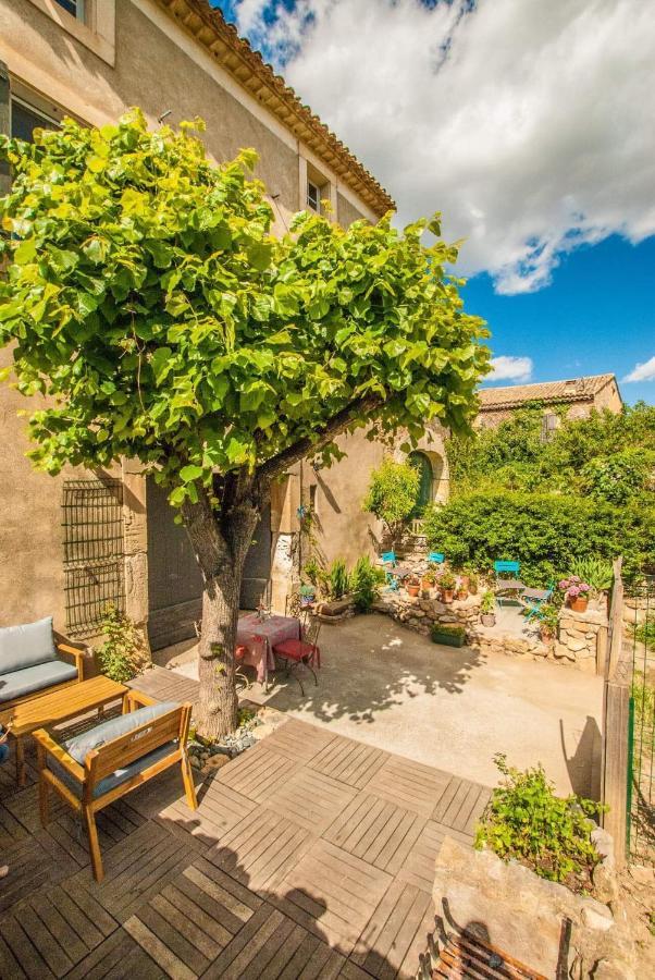 La Calade Bed & Breakfast Montouliers Exterior photo